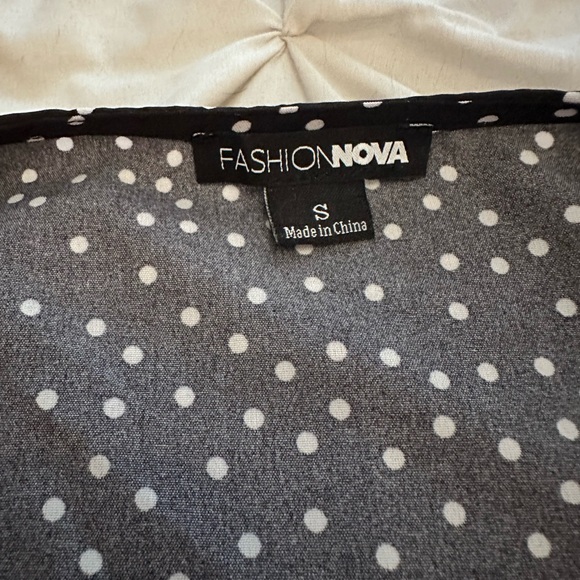 Front tie crop top - Picture 2 of 2